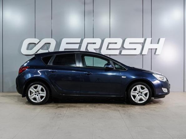 Opel Astra J с пробегом 2010 года, цена 799 000 рублей, 194582 км, хэтчбек, Автокод Объявления