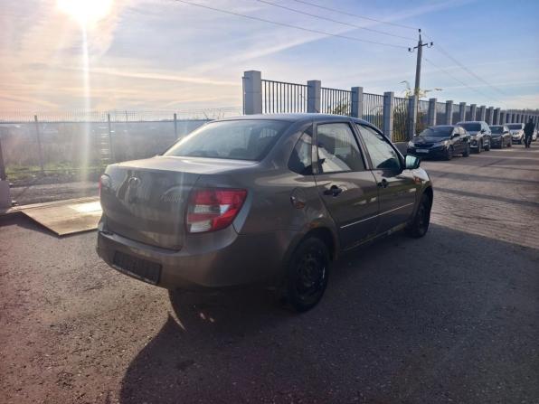 Lada (ВАЗ) Granta I с пробегом 2015 года, цена 286 000 рублей, 186698 км, седан, Автокод Объявления