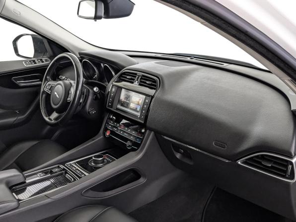 Jaguar F-Pace I с пробегом 2017 года, цена 2 590 000 рублей, 113144 км, внедорожник, Автокод Объявления