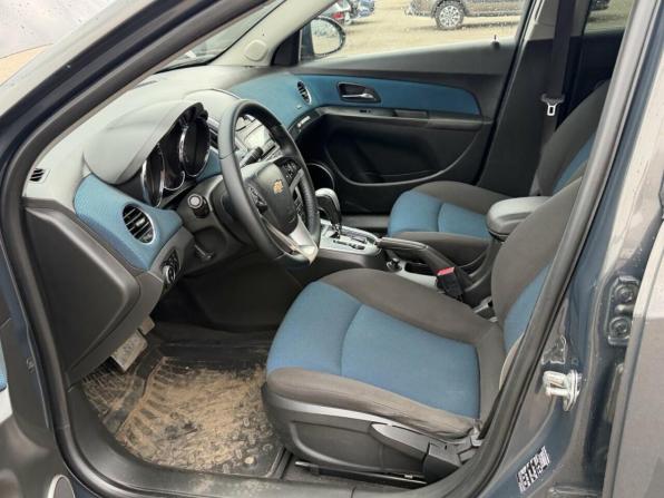 Chevrolet Cruze I Рестайлинг с пробегом 2013 года, цена 595 000 рублей, 251920 км, седан, Автокод Объявления