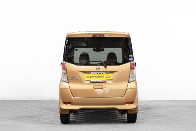 Nissan Dayz Roox I Рестайлинг с пробегом 2017 года, цена 749 000 рублей, 106000 км, хэтчбек, Автокод Объявления
