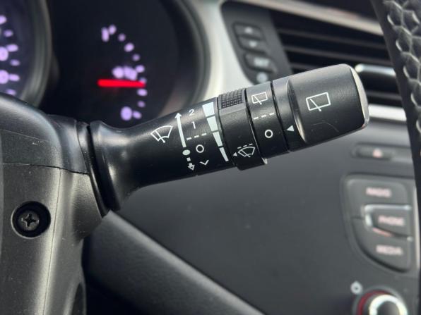 Kia Ceed II Рестайлинг с пробегом 2016 года, цена 1 075 000 рублей, 165561 км, хэтчбек, Автокод Объявления