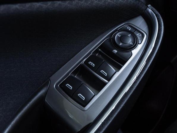 Chevrolet Malibu IX Рестайлинг с пробегом 2019 года, цена 1 500 000 рублей, 269469 км, седан, Автокод Объявления