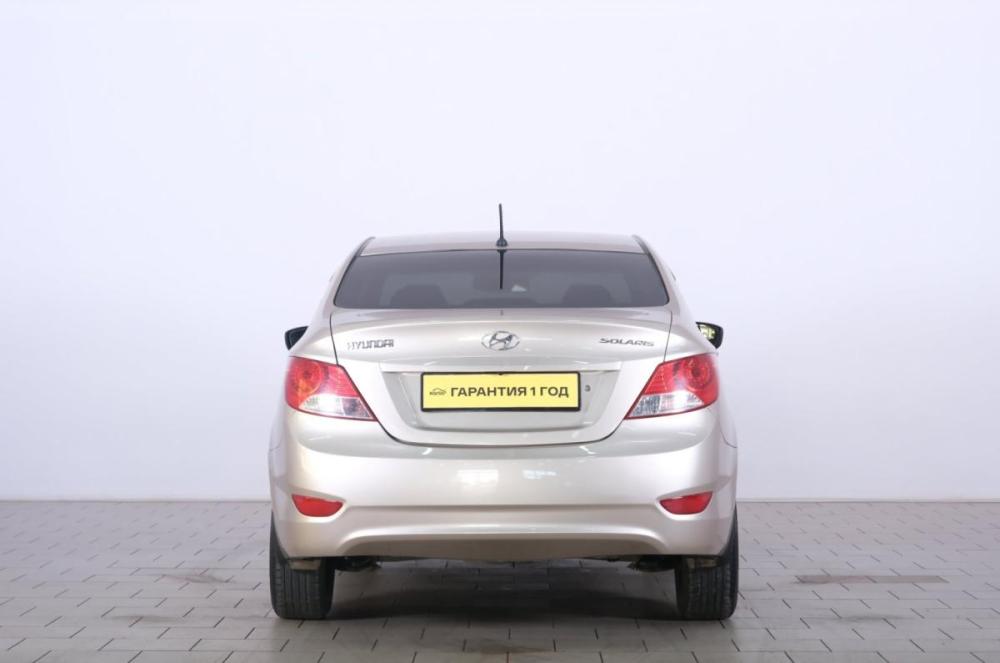Hyundai Solaris I Омск  - изображение 6
