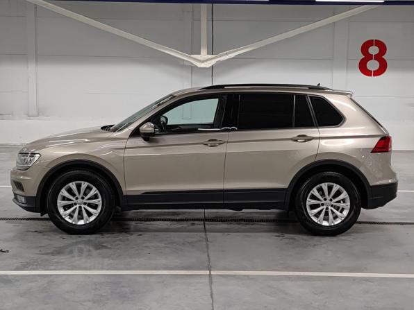 Volkswagen Tiguan II с пробегом 2019 года, цена 1 815 000 рублей, 142000 км, внедорожник, Автокод Объявления
