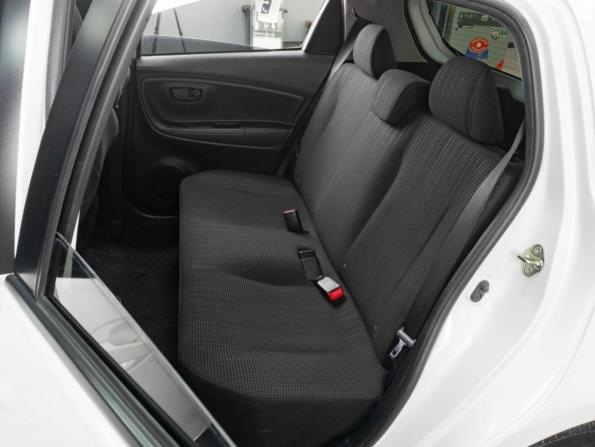Toyota Vitz III (XP130) Рестайлинг 2 с пробегом 2019 года, цена 1 079 000 рублей, 106704 км, хэтчбек, Автокод Объявления