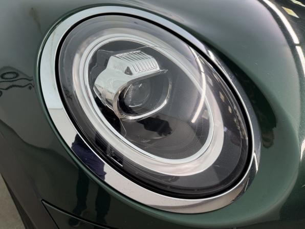 Mini Hatch III (F55/F56) Рестайлинг с пробегом 2019 года, цена 1 990 000 рублей, 128225 км, хэтчбек, Автокод Объявления