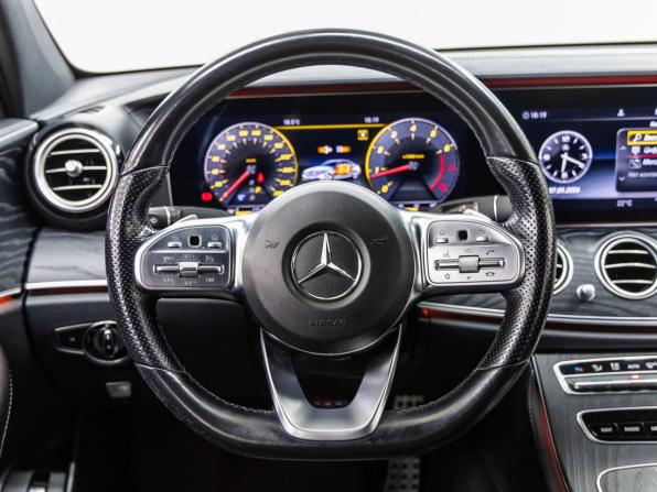 Mercedes-Benz E-Класс V (W213 S213 C238) с пробегом 2019 года, цена 3 448 000 рублей, 161134 км, седан, Автокод Объявления