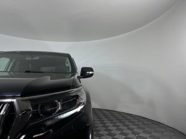 Toyota Land Cruiser Prado 150 Series Рестайлинг 2 с пробегом 2019 года, цена 5 449 000 рублей, 83000 км, внедорожник, Автокод Объявления