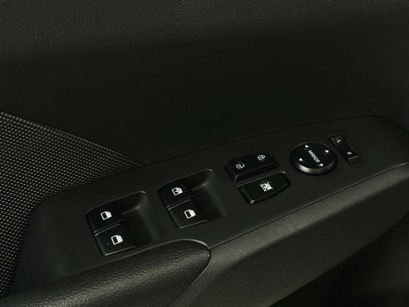 Hyundai Solaris II с пробегом 2017 года, цена 1 470 000 рублей, 77285 км, седан, Автокод Объявления