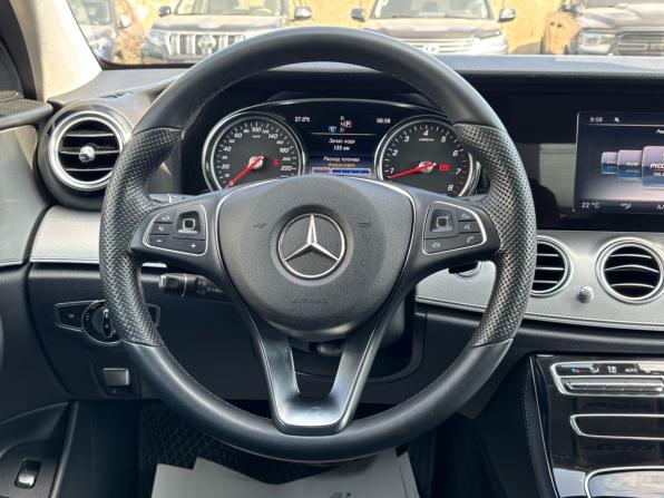 Mercedes-Benz E-Класс V (W213 S213 C238) с пробегом 2017 года, цена 2 590 000 рублей, 102900 км, седан, Автокод Объявления