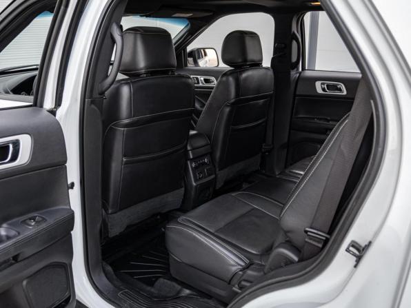 Ford Explorer V с пробегом 2015 года, цена 1 850 000 рублей, 294053 км, внедорожник, Автокод Объявления