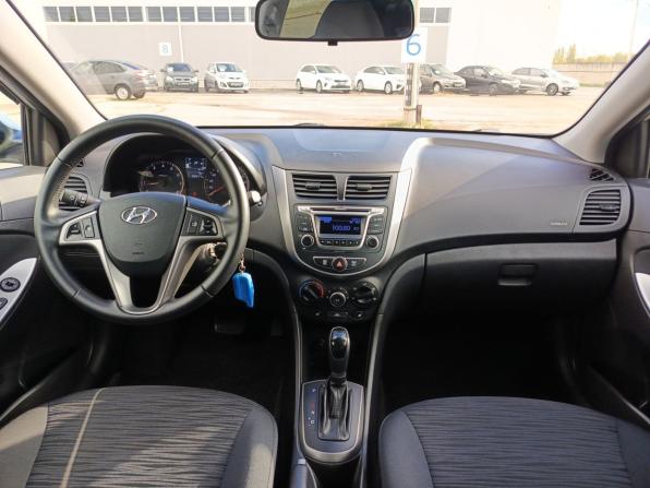 Hyundai Solaris I Рестайлинг с пробегом 2015 года, цена 1 119 600 рублей, 66540 км, седан, Автокод Объявления