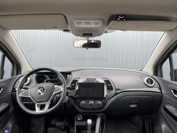 Renault Kaptur I Рестайлинг с пробегом 2021 года, цена 1 637 000 рублей, 79998 км, внедорожник, Автокод Объявления