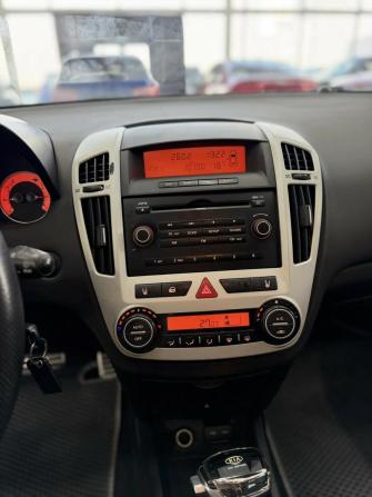 Kia Ceed I с пробегом 2008 года, цена 649 000 рублей, 305000 км, хэтчбек, Автокод Объявления