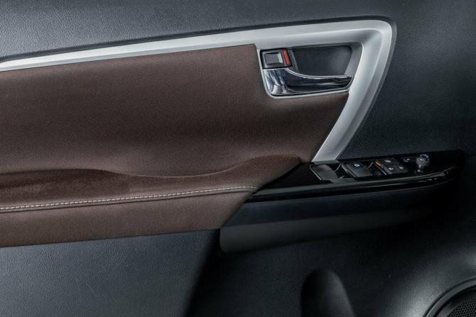 Toyota Fortuner II с пробегом 2019 года, цена 3 204 000 рублей, 219556 км, внедорожник, Автокод Объявления