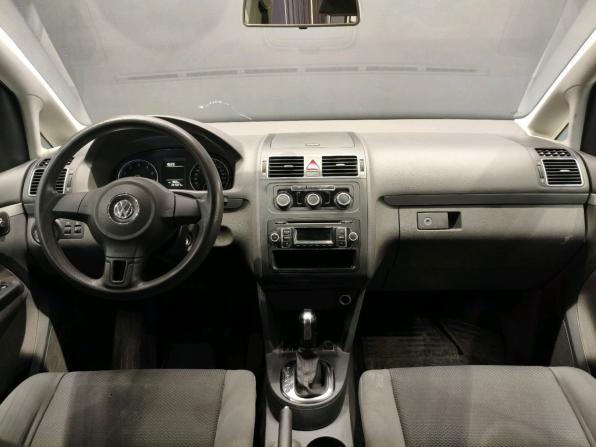Volkswagen Touran I Рестайлинг 2 с пробегом 2011 года, цена 616 000 рублей, 270000 км, компактвэн, Автокод Объявления