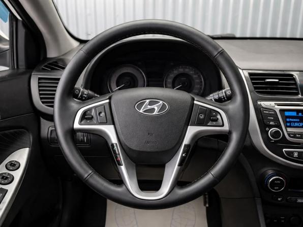 Hyundai Solaris I Рестайлинг с пробегом 2015 года, цена 937 000 рублей, 136568 км, седан, Автокод Объявления