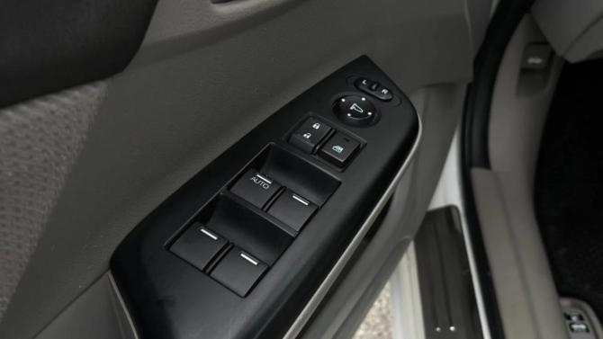 Honda Civic IX с пробегом 2012 года, цена 1 080 000 рублей, 115000 км, седан, Автокод Объявления