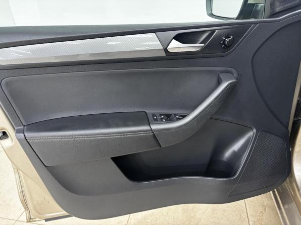 Volkswagen Polo VI с пробегом 2021 года, цена 1 525 000 рублей, 105840 км, лифтбек, Автокод Объявления
