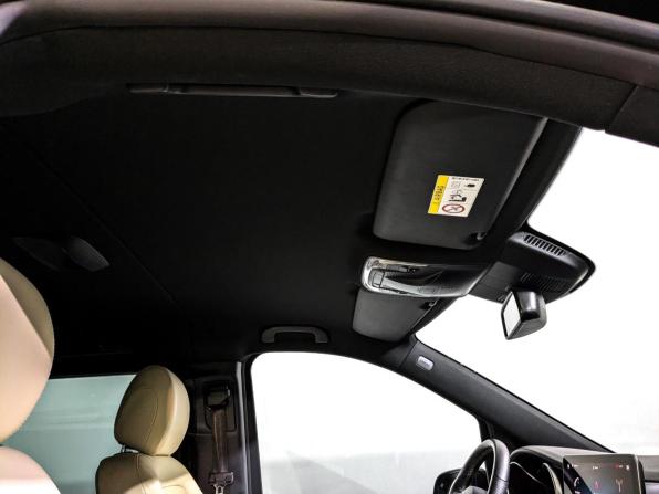 Mercedes-Benz V-Класс III (W447) Рестайлинг с пробегом 2023 года, цена 9 200 000 рублей, 72885 км, минивэн, Автокод Объявления