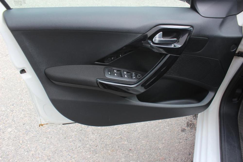 Peugeot 208 I Белгород  - изображение 8
