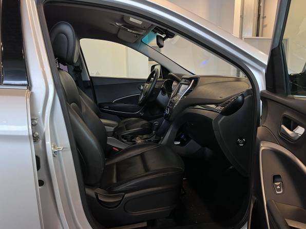 Hyundai Santa Fe III с пробегом 2012 года, цена 1 600 000 рублей, 216989 км, внедорожник, Автокод Объявления