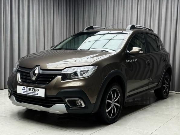 Renault Sandero II Рестайлинг с пробегом 2019 года, цена 1 299 000 рублей, 43000 км, хэтчбек, Автокод Объявления