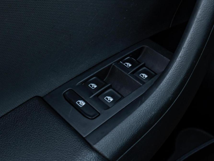 Skoda Rapid I Рестайлинг Краснодар  - изображение 19