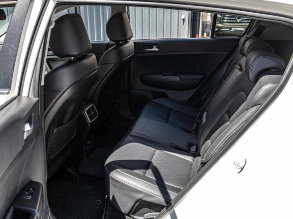Kia Sportage IV Рестайлинг с пробегом 2020 года, цена 2 099 000 рублей, 103739 км, внедорожник, Автокод Объявления