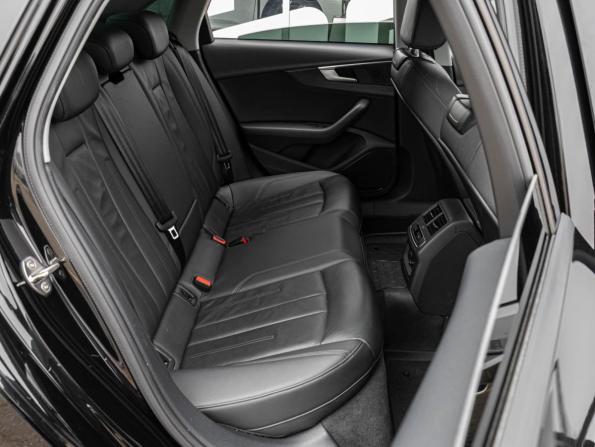 Audi A4 V (B9) с пробегом 2019 года, цена 2 349 000 рублей, 134406 км, седан, Автокод Объявления