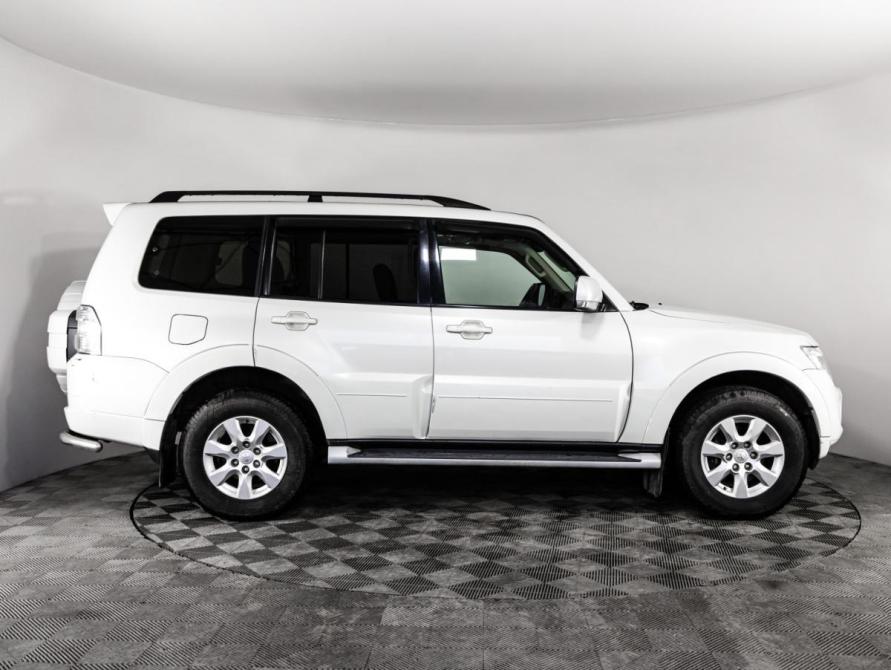 Mitsubishi Pajero IV Рестайлинг 1 Санкт-Петербург  - изображение 4