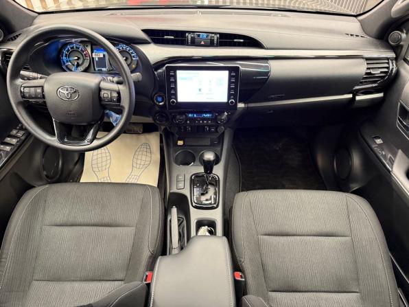 Toyota Hilux VIII Рестайлинг 2 с пробегом 2024 года, цена 6 480 000 рублей, 15 км, offers.body_type.unknown, Автокод Объявления