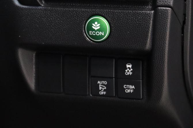 Honda Fit III с пробегом 2015 года, цена 950 250 рублей, 167592 км, хэтчбек, Автокод Объявления