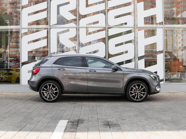 Mercedes-Benz GLA I (X156) Рестайлинг с пробегом 2019 года, цена 2 720 000 рублей, 145065 км, внедорожник, Автокод Объявления