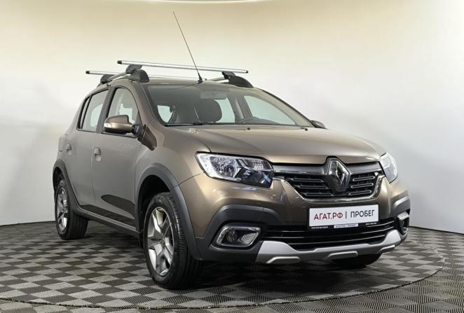 Renault Sandero II Рестайлинг с пробегом 2021 года, цена 1 495 000 рублей, 24416 км, хэтчбек, Автокод Объявления