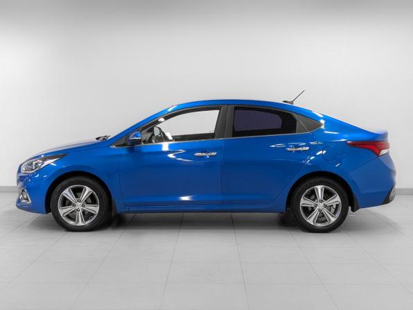 Hyundai Solaris II с пробегом 2018 года, цена 1 330 000 рублей, 93397 км, седан, Автокод Объявления