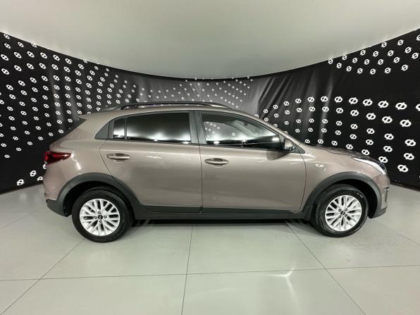 Kia Rio IV с пробегом 2019 года, цена 1 650 000 рублей, 43400 км, хэтчбек, Автокод Объявления