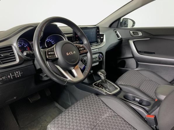 Kia Ceed III Рестайлинг с пробегом 2022 года, цена 2 080 000 рублей, 97666 км, универсал, Автокод Объявления