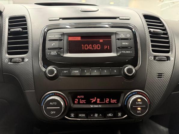 Kia Cerato III Рестайлинг (Classic) с пробегом 2017 года, цена 1 330 000 рублей, 209516 км, седан, Автокод Объявления