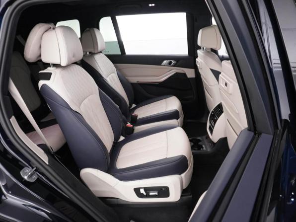 BMW X7 I (G07) с пробегом 2022 года, цена 7 778 077 рублей, 105181 км, внедорожник, Автокод Объявления