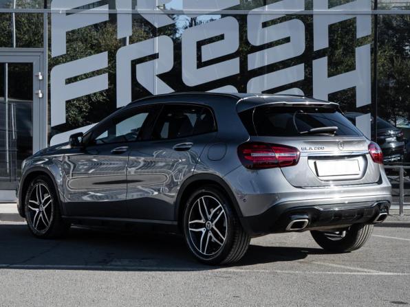 Mercedes-Benz GLA I (X156) Рестайлинг с пробегом 2019 года, цена 2 019 700 рублей, 184505 км, внедорожник, Автокод Объявления