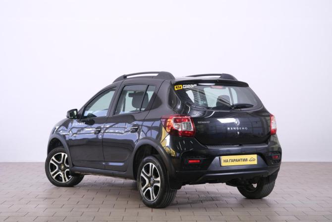 Renault Sandero II Рестайлинг с пробегом 2019 года, цена 1 299 000 рублей, 112100 км, хэтчбек, Автокод Объявления