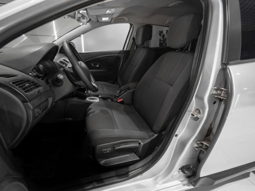 Renault Megane III Рестайлинг Москва  - изображение 9