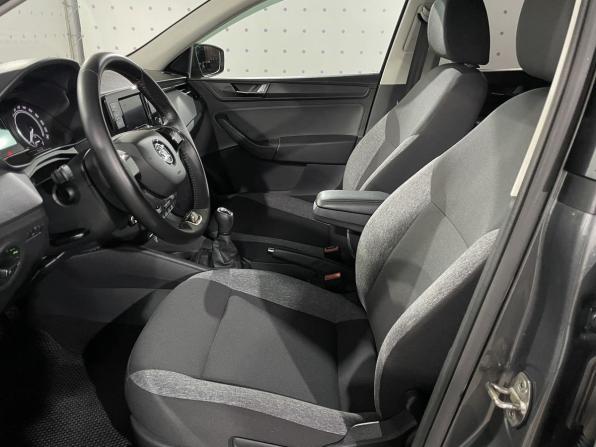 Skoda Rapid II с пробегом 2022 года, цена 1 530 000 рублей, 137005 км, лифтбек, Автокод Объявления
