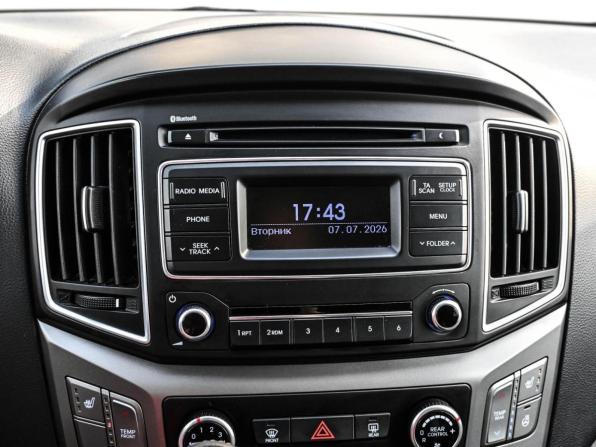 Hyundai H-1 II Рестайлинг 2 с пробегом 2019 года, цена 2 739 000 рублей, 97908 км, минивэн, Автокод Объявления