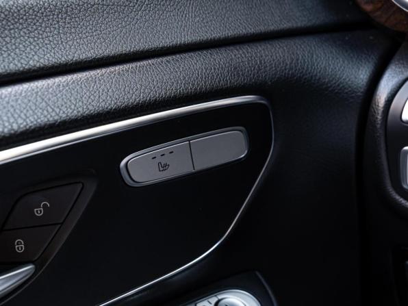 Mercedes-Benz V-Класс III (W447) Рестайлинг с пробегом 2019 года, цена 4 749 000 рублей, 142803 км, минивэн, Автокод Объявления