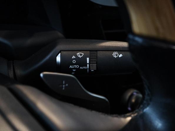 Lexus ES VII Рестайлинг с пробегом 2021 года, цена 4 350 000 рублей, 79919 км, седан, Автокод Объявления