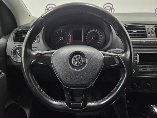 Volkswagen Polo V Рестайлинг с пробегом 2017 года, цена 1 188 000 рублей, 123372 км, седан, Автокод Объявления