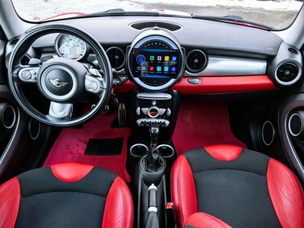 Mini Hatch II (R56) с пробегом 2008 года, цена 875 000 рублей, 145121 км, хэтчбек, Автокод Объявления